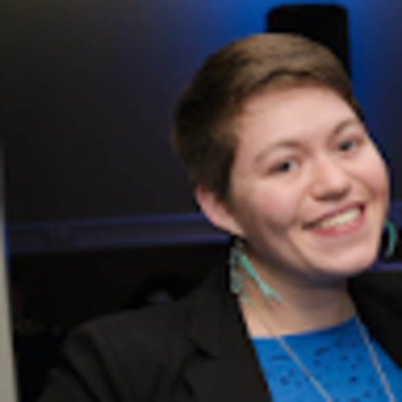 Meet your Posher, Christina - Picture 1 of 1